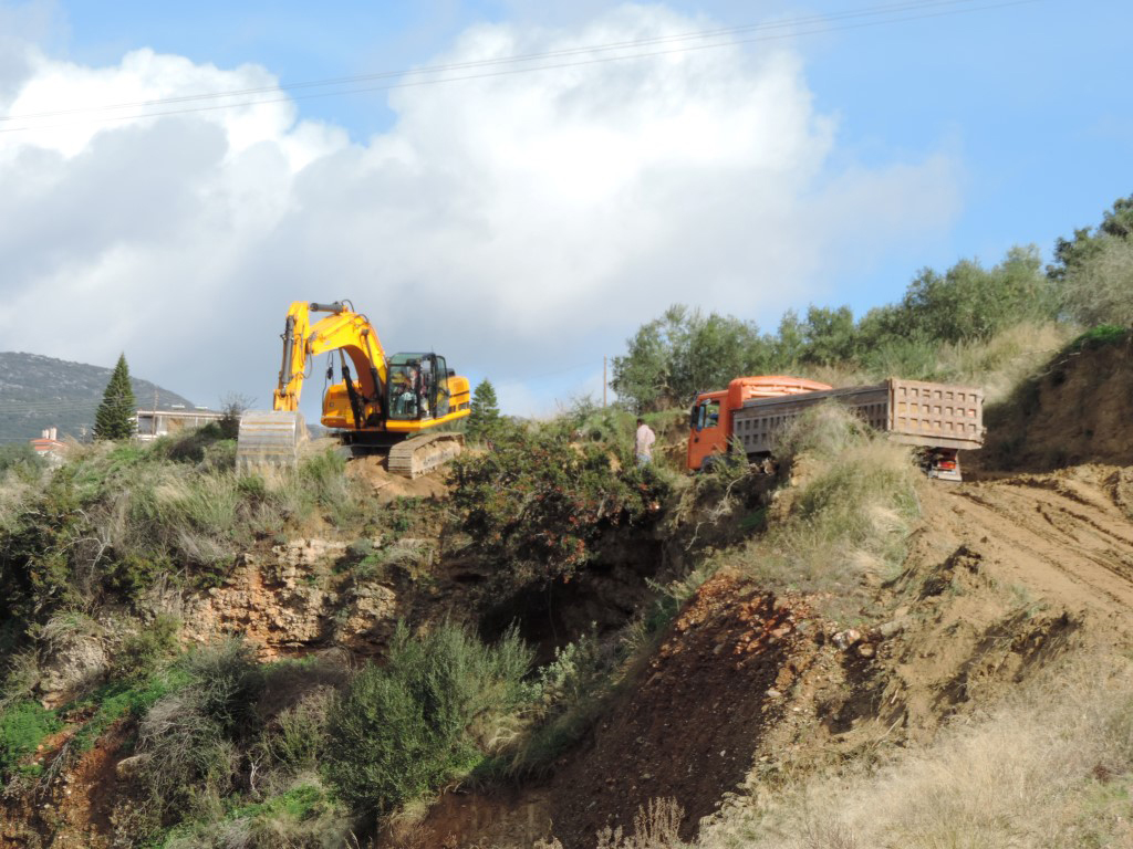 Εργασίες εκ νέου στον περιμετρικό Καλαμάτας