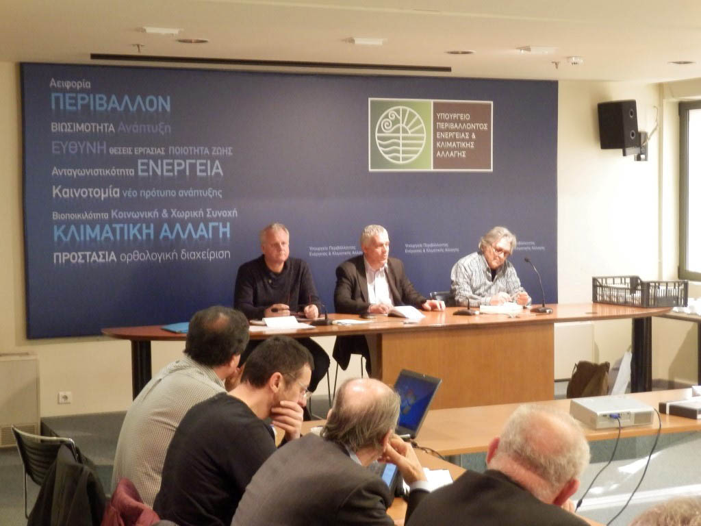 Τσιρώνης: «Καμία λύση για τα απορρίμματα δεν είναι βιώσιμη, ερήμην δημάρχων και δημοτών»