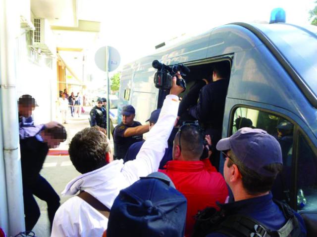 Εμμένουν στις απολογίες τους οι δύο 19χρονοι για τη διπλή δολοφονία στη Μάνη