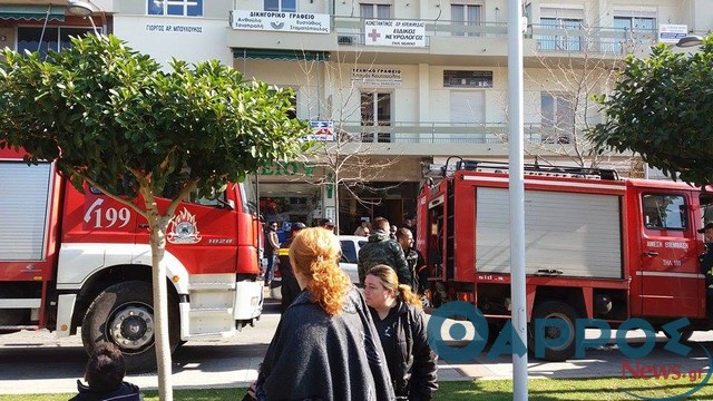 Καπνοί σε πολυκατοικία αναστάτωσαν το κέντρο της Καλαμάτας (φωτογραφίες)