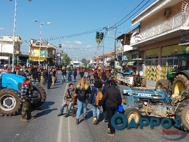 Με τα πόδια στο λεωφορείο (φωτογραφίες)