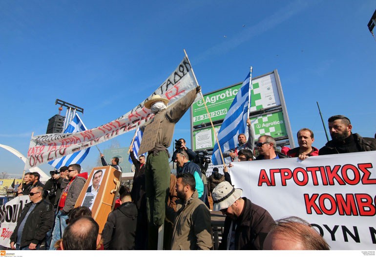 Ματαιώθηκε η Agrotica λόγω “πολιορκίας” (φωτογραφίες και βίντεο)