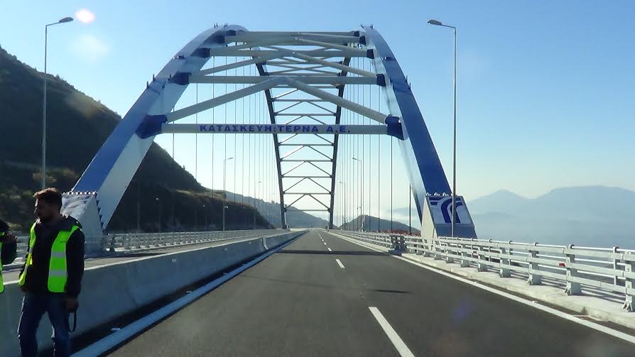 Π. Τατούλης: Απόντες οι λαϊκιστές υπουργοί από την παράδοση της γέφυρας