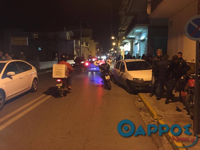 Σφοδρή σύγκρουση μηχανής με αυτοκίνητο στη Λακωνικής (φωτογραφίες)