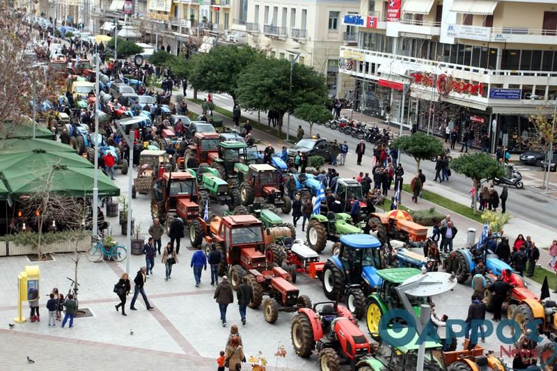 Στην Αθήνα την Παρασκευή και αγρότες από τη Μεσσηνία! (όλα τα μπλόκα στην Πελοπόννησο)