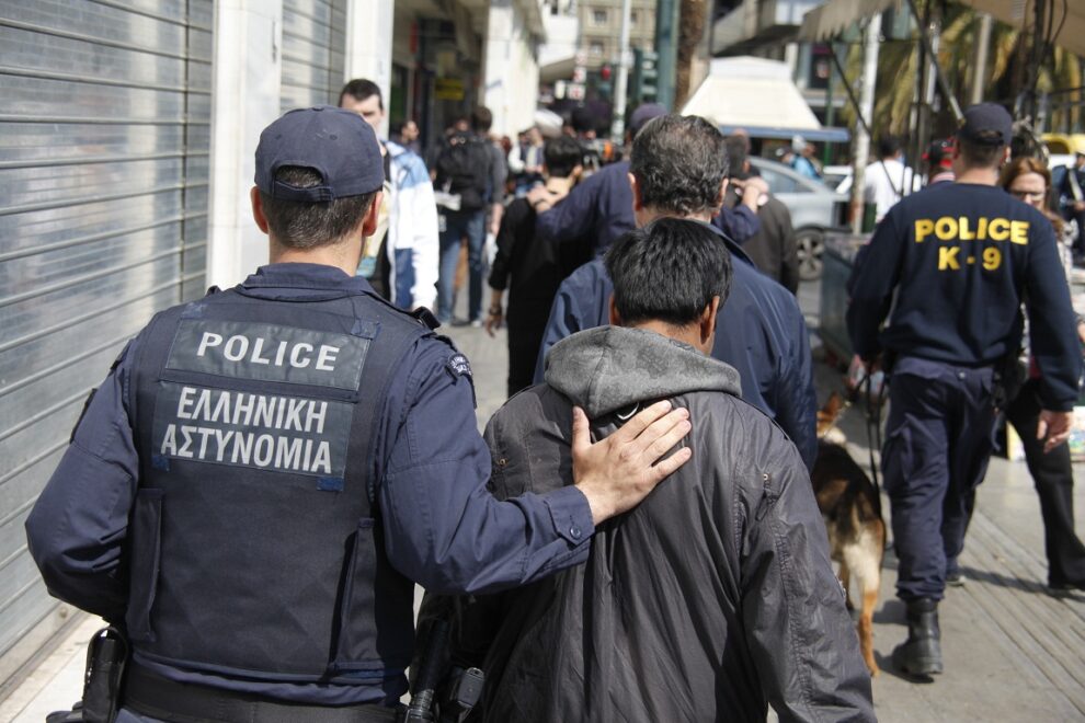 Συνελήφθησαν 2 άτομα στην Καλαμάτα για βιασμό και αποπλάνηση παιδιών!