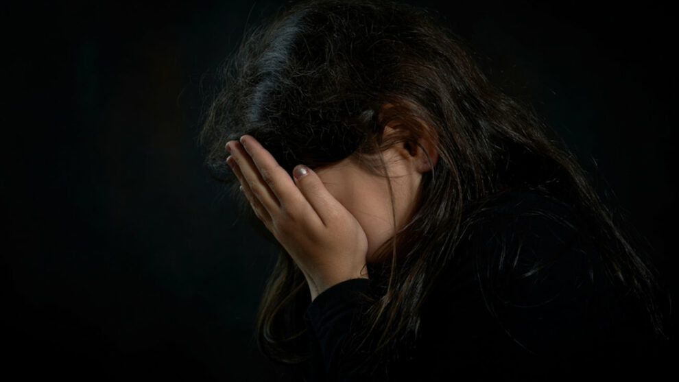 Συνελήφθη 39χρονη στη Μεσσήνη για παραμέληση εποπτείας των δύο ανήλικων παιδιών της