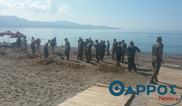 «Απόβαση» του στρατού στην παραλία της Καλαμάτας (φωτογραφίες & βίντεο)