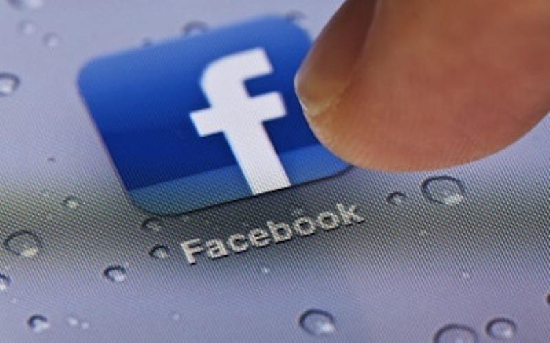 Νέος ιός στο Facebook