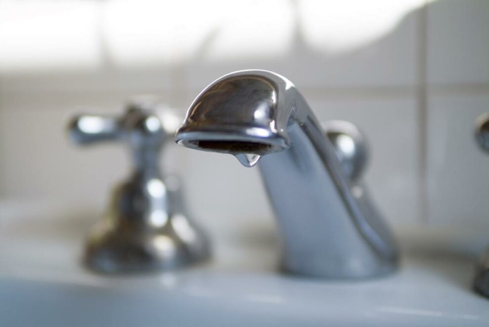Μείωση πίεσης & παροδικές  διακοπές νερού σήμερα στην Κυπαρισσία
