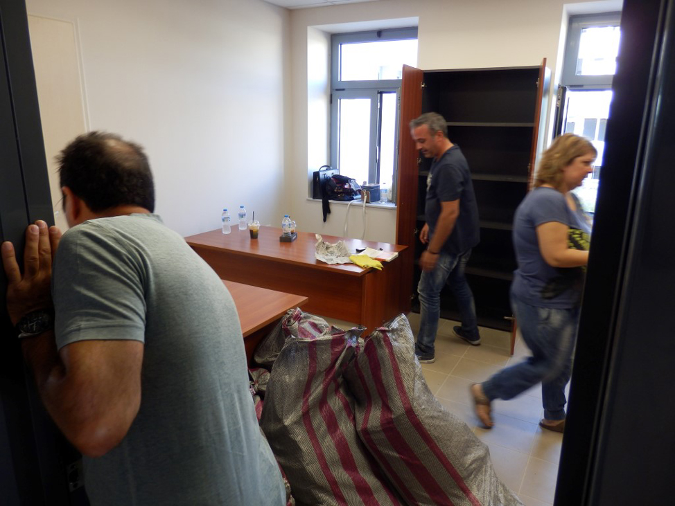 Άρχισε η μεταφορά υπηρεσιών στο νέο Δημαρχείο
