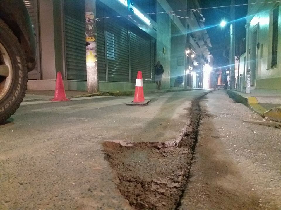 Οι δρόμοι της Καλαμάτας έγιναν και πάλι σουρωτήρι