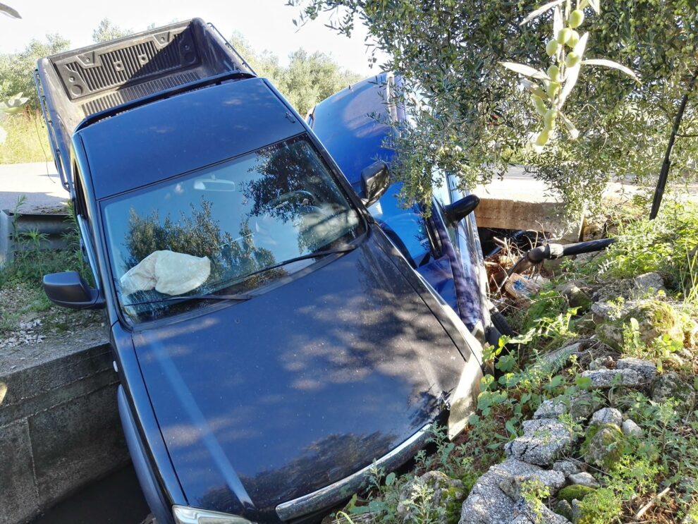 Τροχαίο με υλικές ζημιές στο δρόμο Γαργαλιάνοι – Μαραθόπολη (φωτογραφίες)
