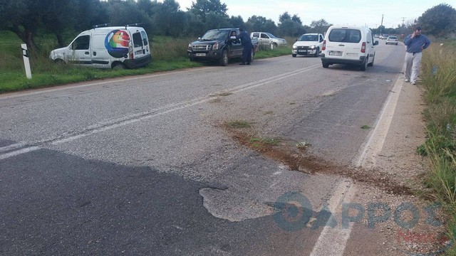 Τροχαίο ατύχημα και …«ουρές» στην Ε.Ο. Τσακώνας – Καλού Νερού (φωτογραφίες)