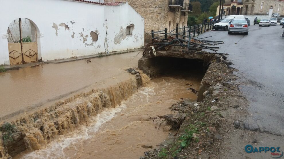 Πλημμύρισε ρέμα μέσα στη Θουρία (φωτογραφίες και βίντεο)