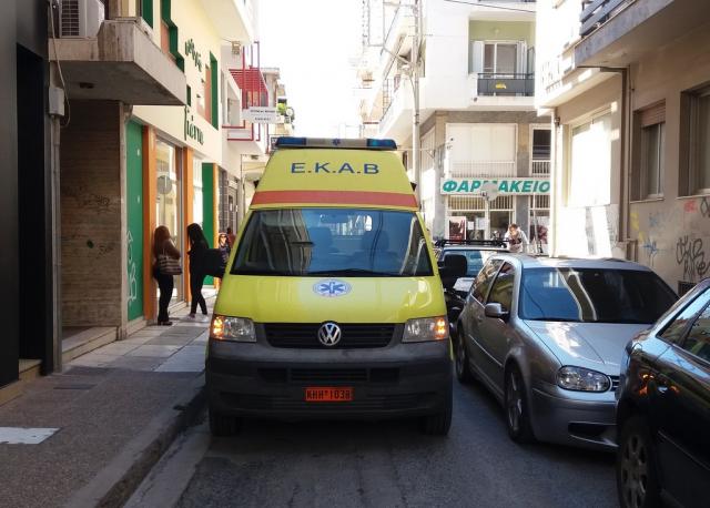 «Βουτιά» 30χρονης από μπαλκόνι στην Καλαμάτα