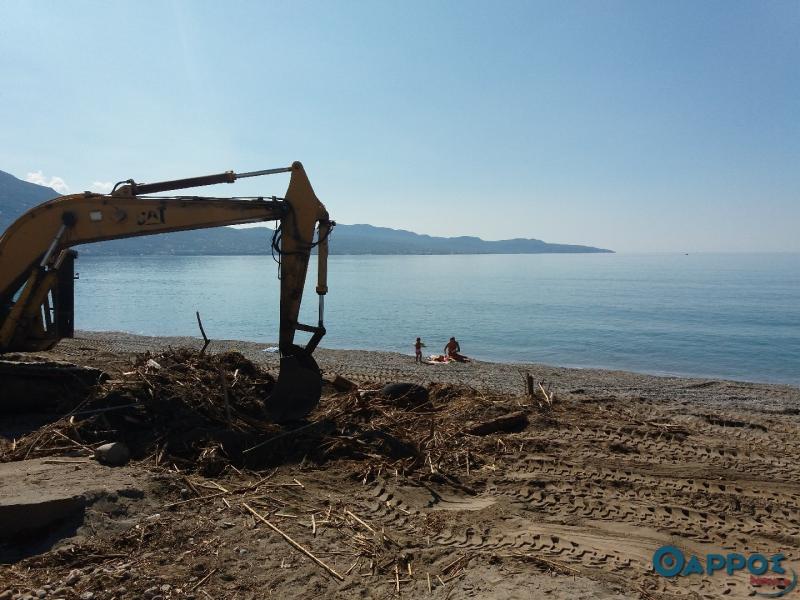 Διοικητική αποβολή τριών επιχειρήσεων από κοινόχρηστους χώρους αιγιαλού στη παραλία της Καλαμάτας