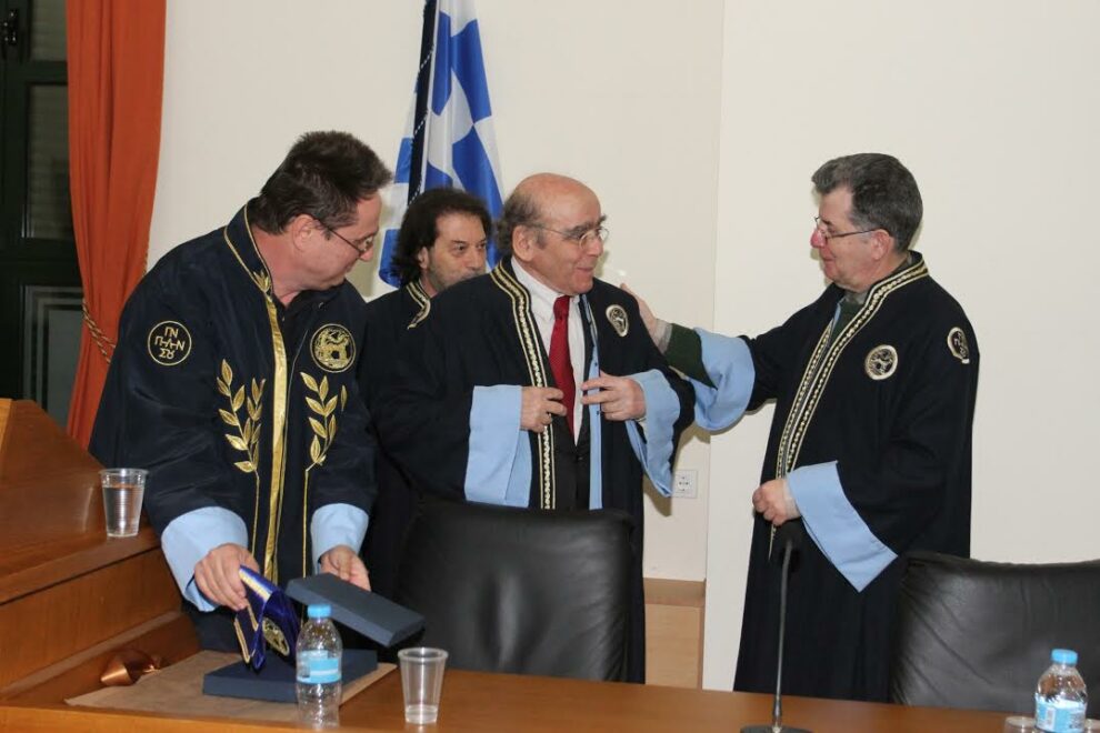 Επίτιμος διδάκτωρ της Φιλολογίας Καλαμάτας ο Θανάσης Βαλτινός