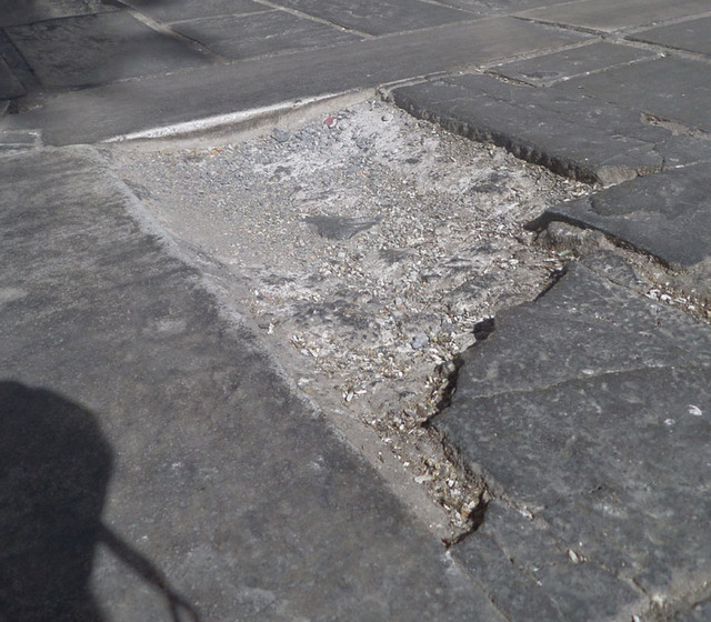 Ράβε – ξήλωνε