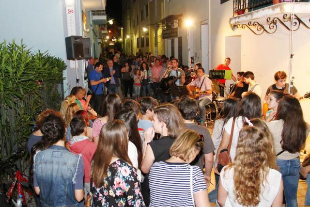 Εγκαίνια έκθεσης ζωγραφικής της Σουζάννας Μουρδουκούτα