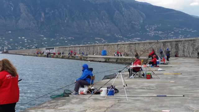 Διευκρινίσεις από το Λιμεναρχείο Καλαμάτας για την ερασιτεχνική αλιεία σε περίοδο Covid