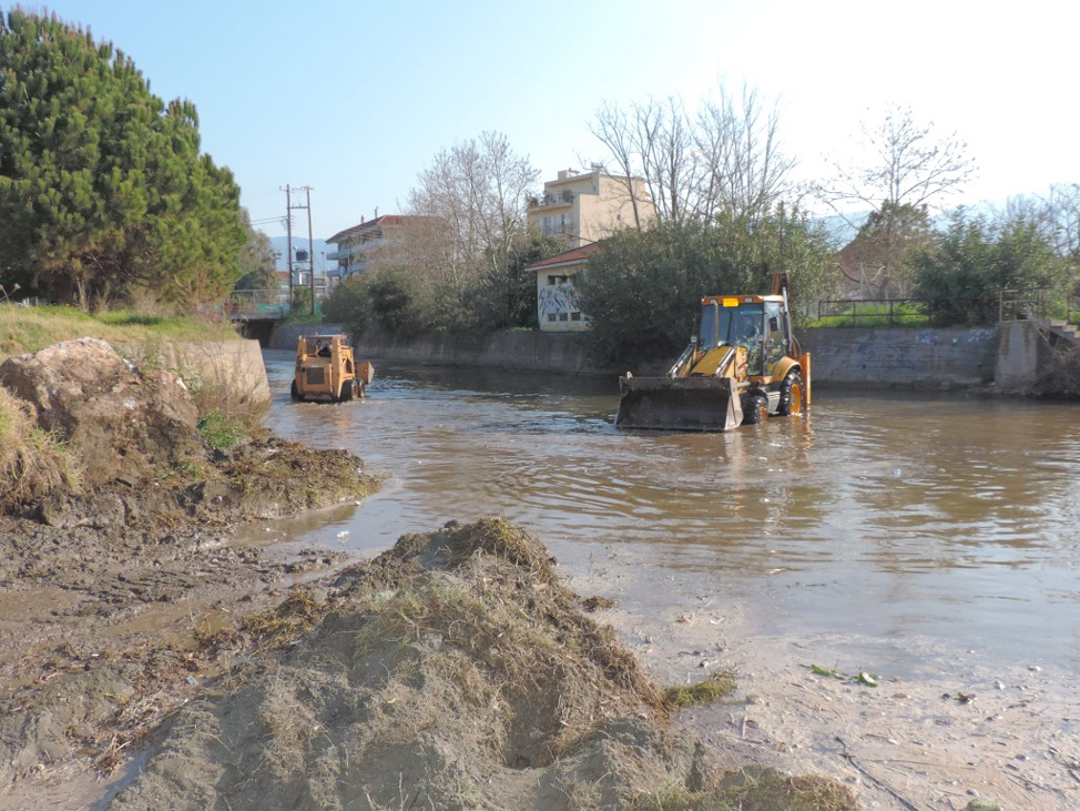 Καθαρισμός της κοίτης του Νέδοντα