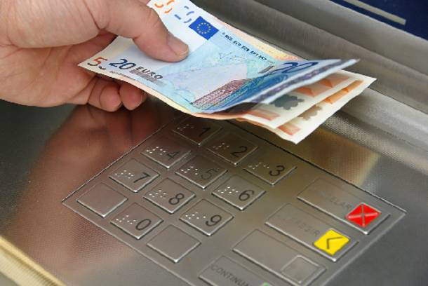 Τη Δευτέρα 15 Ιουνίου τελικά η καταβολή της αποζημίωσης ειδικού σκοπού