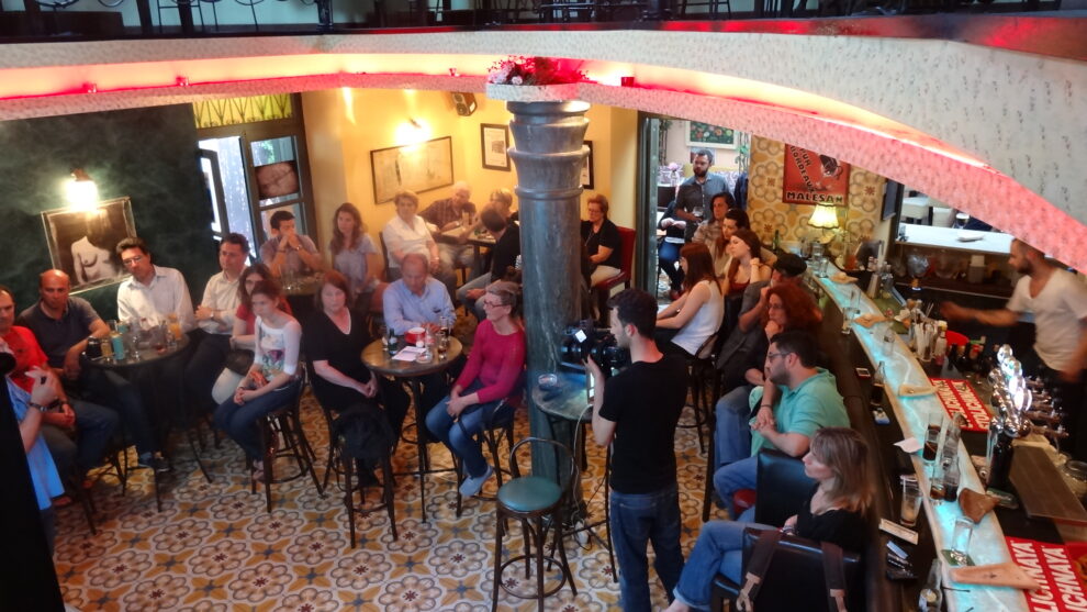 To “Café – NEO” επιστρέφει αυτό το Σάββατο στην Καλαμάτα