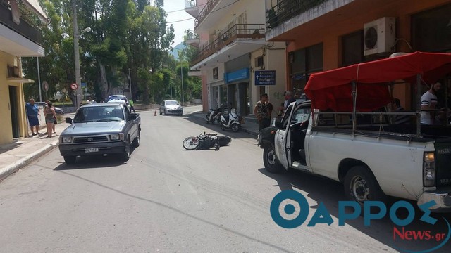Τροχαίο με τραυματισμό νεαρού στην οδό Λακωνικής (φωτογραφίες)
