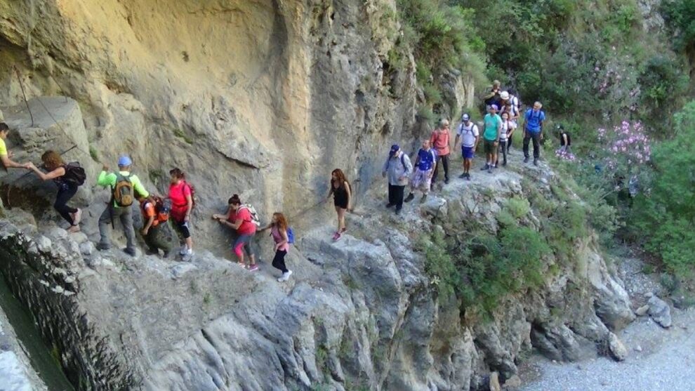 Πεζοπορία με τον Ορειβατικό Σύλλογο Καλαμάτας στο φαράγγι του Νέδοντα