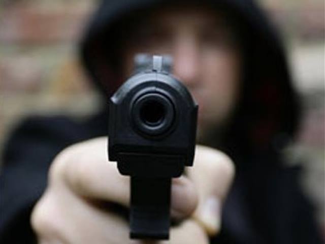 Φυλάκιση 3 ετών για ληστεία στην Καλαμάτα με πλαστικό πιστόλι