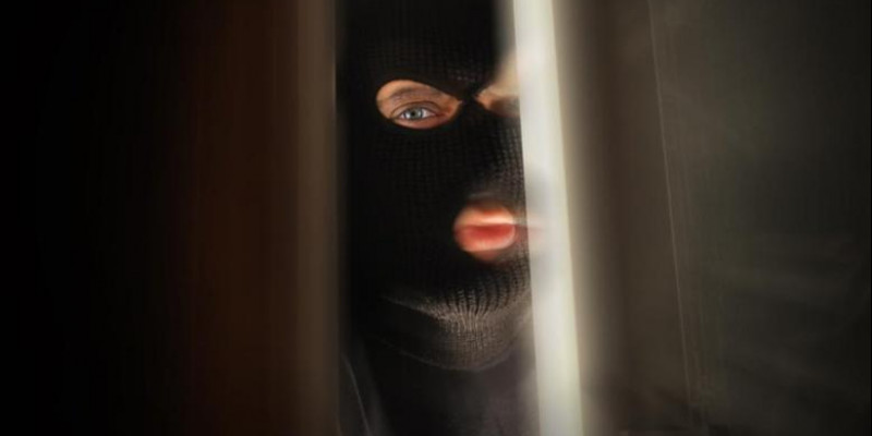 Κάθειρξη 19 ετών για τις ληστείες με την ομηρία θυμάτων