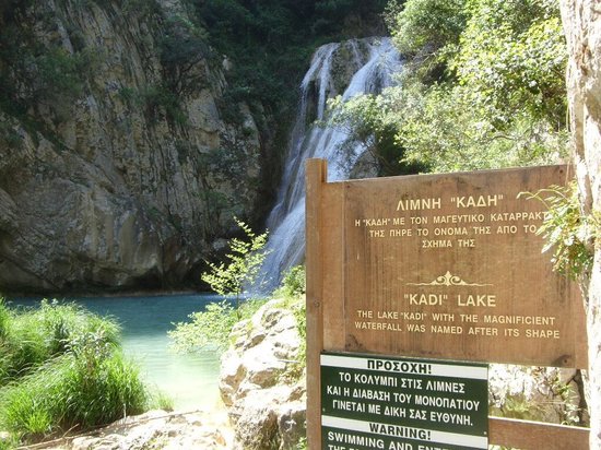 Όλο το καλοκαίρι θα διαρκέσουν τα έργα πρόσβασης στο Πολυλίμνιο