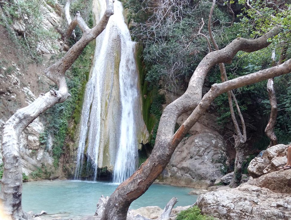 Σε εγκατάλειψη η Νέδα, φόβοι για νέο Πολυλίμνιο (φωτογραφίες)