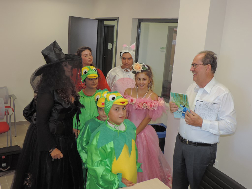 Μέλη της «Μπιζελοχώρας» έκαναν έκπληξη στο δήμαρχο