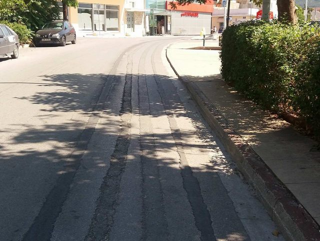Ελλάς, το μεγαλείο σου…