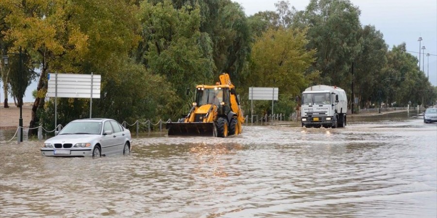 Διαμαρτυρία για ανύπαρκτα αντιπλημμυρικά έργα