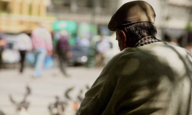 Απατεώνες κατάφεραν να αποσπάσουν από ηλικιωμένο στη Θουρία 78.000 ευρώ