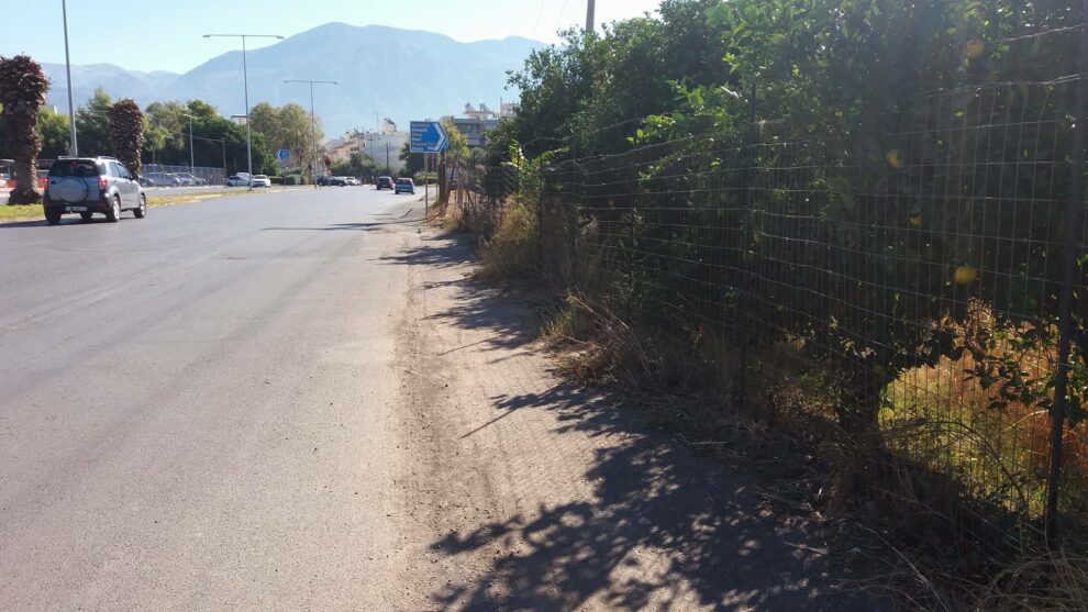 Στο δρόμο οι πεζοί