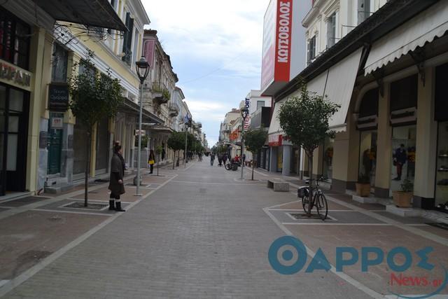 Πέρασαν και δεν…  ακούμπησαν οι ενδιάμεσες εκπτώσεις την αγορά της Καλαμάτας