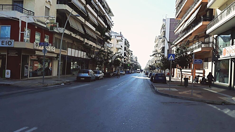 Ζευγάρι προσπάθησε να εξαπατήσει γυναίκα στην οδό Φαρών!