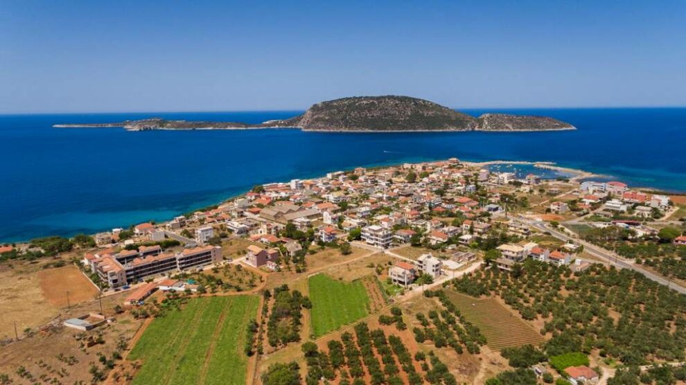 Νικολάκου: «Κρίσιμο έργο για την ανάπτυξη της περιοχής το αλιευτικό καταφύγιο της Μαραθόπολης»