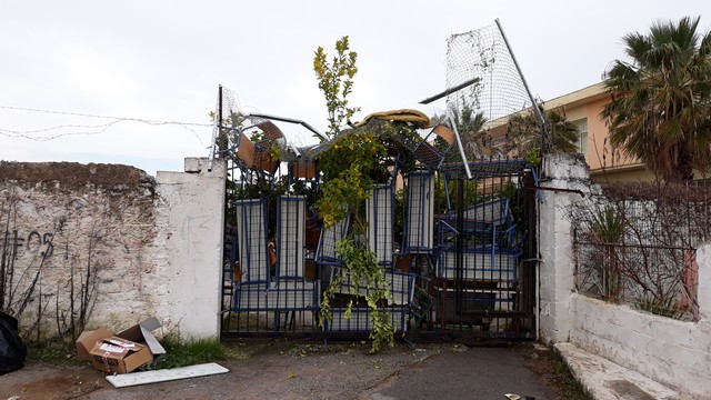 «Παιχνίδια» στην πλάτη μαθητών…