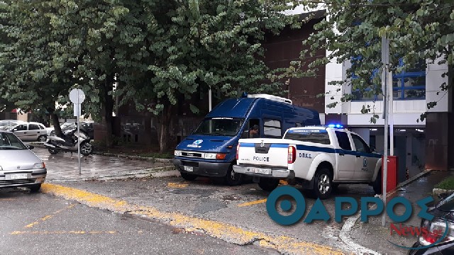Για συμπληρωματική απολογία κλήθηκε ο Β. Βαρελάς, την οποία αρνήθηκε να δώσει