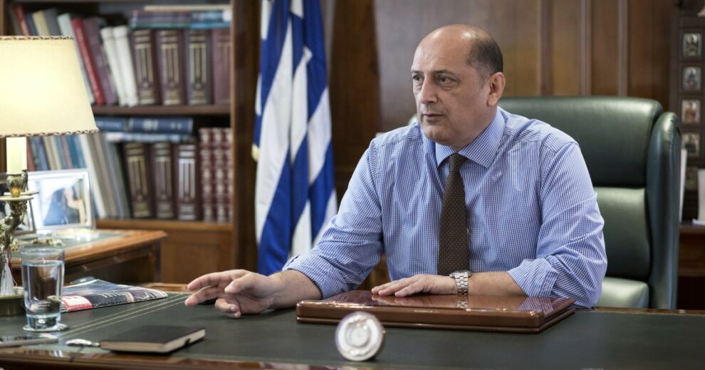 Ο Π. Μαντούβαλος και το αγριογούρουνο