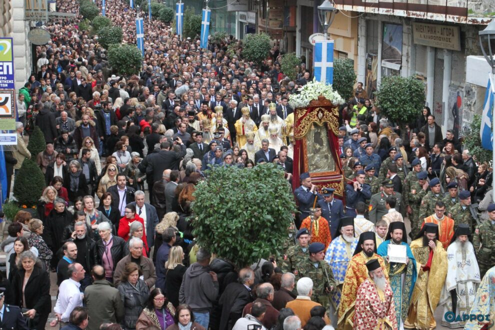 Λαμπρός εορτασμός της πολιούχου της Καλαμάτας Παναγίας Υπαπαντής (φωτογραφίες)