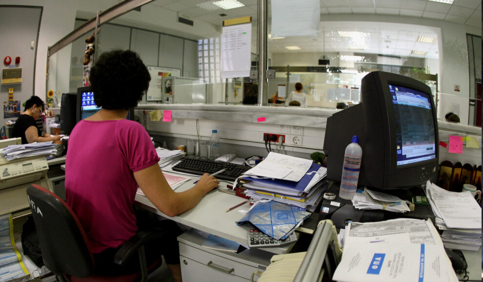 Αγώνας δρόμου δεκάδων υποψηφίων για τις προσλήψεις στους Δήμους της Μεσσηνίας