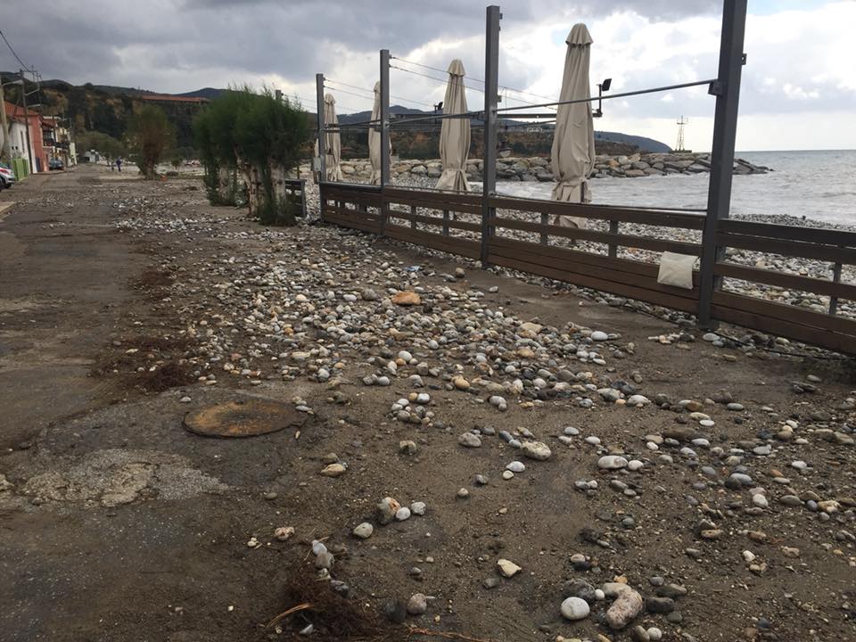Ερωτηματικά για το έργο αντιδιαβρωτικής προστασίας στο Ακρογιάλι…