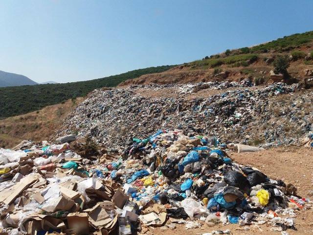 Δήμος Τριφυλίας: Δανεικό απορριμματοφόρο και από Παλαιό Φάληρο