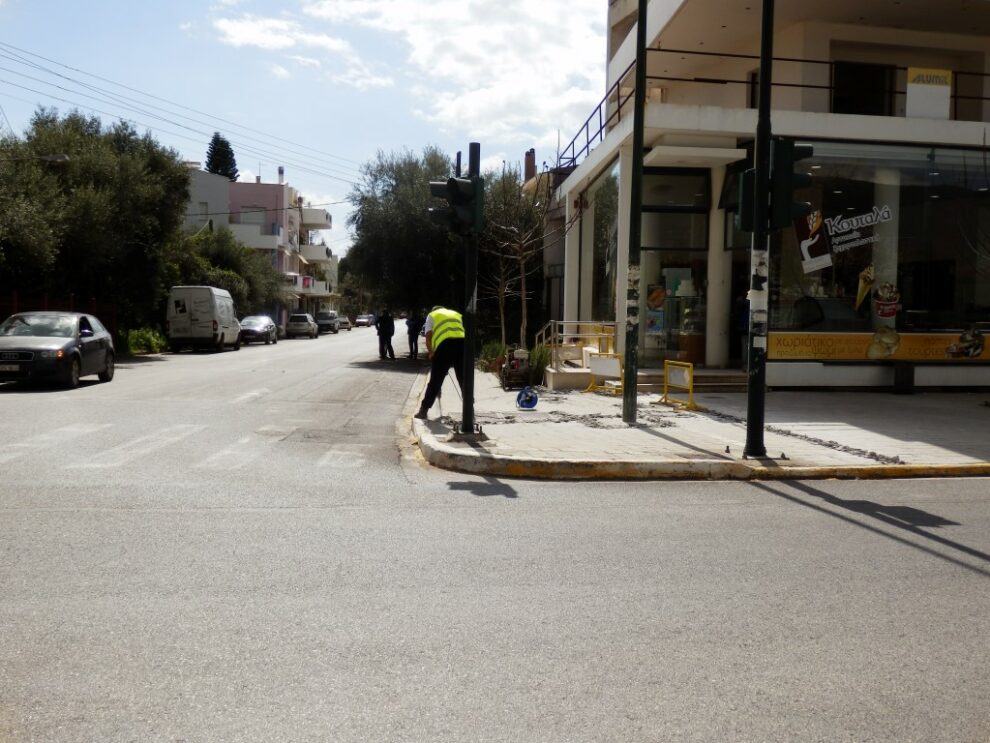 Άρχισαν οι αναπλάσεις σε Αύρας, Ηρώων και Ποσειδώνος